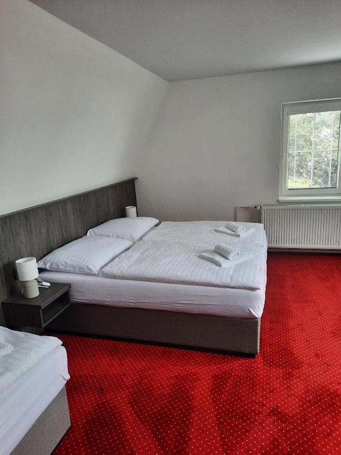 Hotel Orka Moravská Třebová Kültér fotó